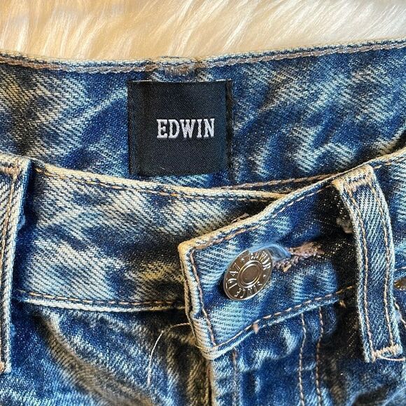 Edwin Cai Short Acid Wash 28 - Picture 6 of 9